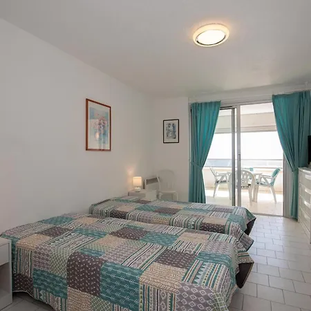 Apartment Face Avec Terrasse - 2 Pers, Parking, Et Centre A Pied - Fr-1-803-67 Le Lavandou