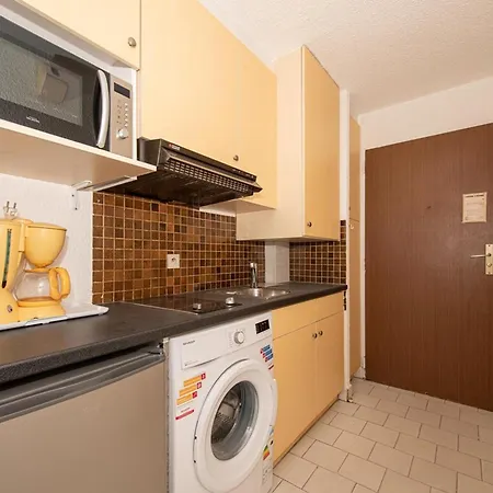 Face Avec Terrasse - 2 Pers, Parking, Et Centre A Pied - Fr-1-803-67 * Le Lavandou